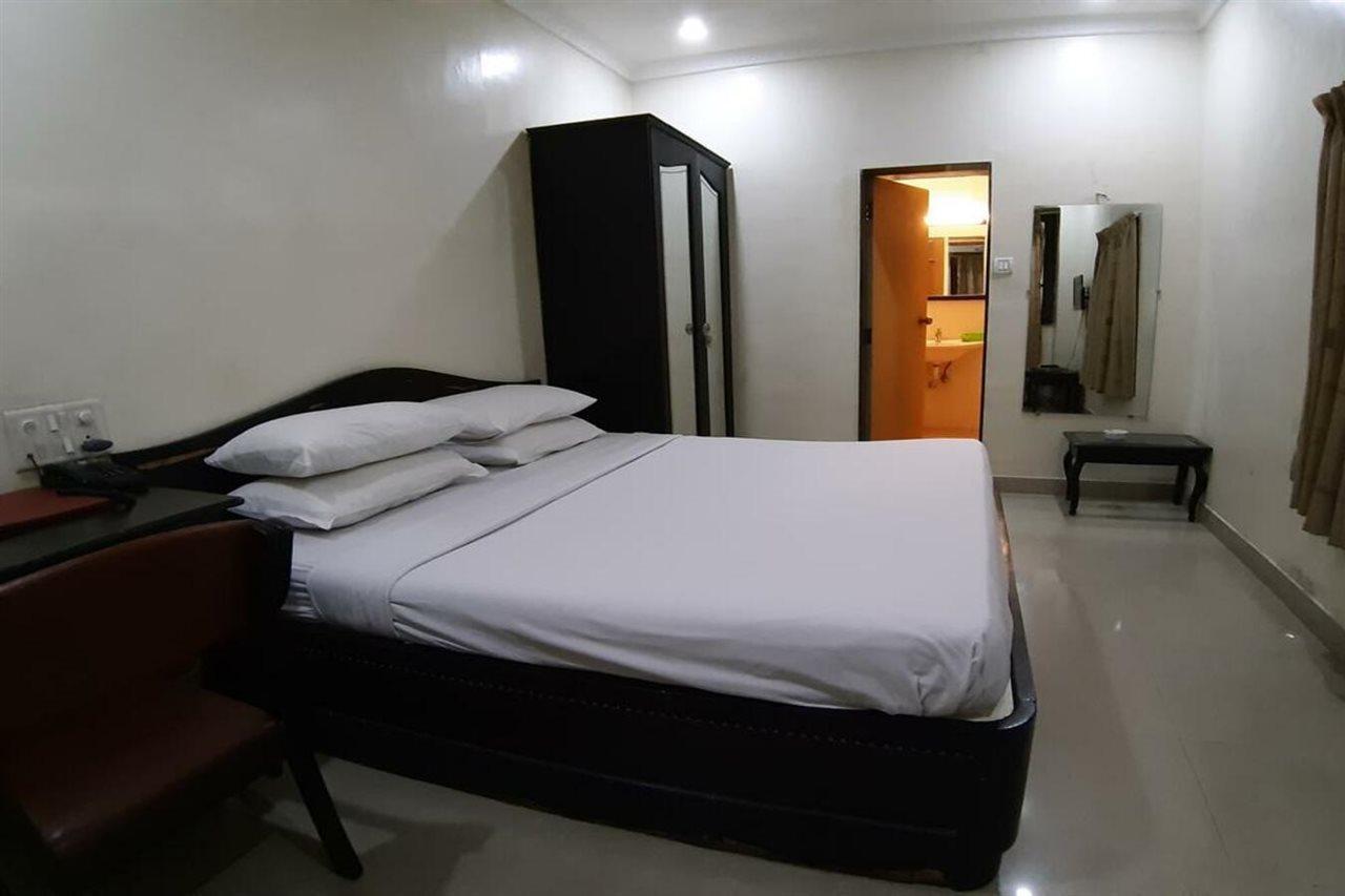 Hotel Ritz Pune Dış mekan fotoğraf