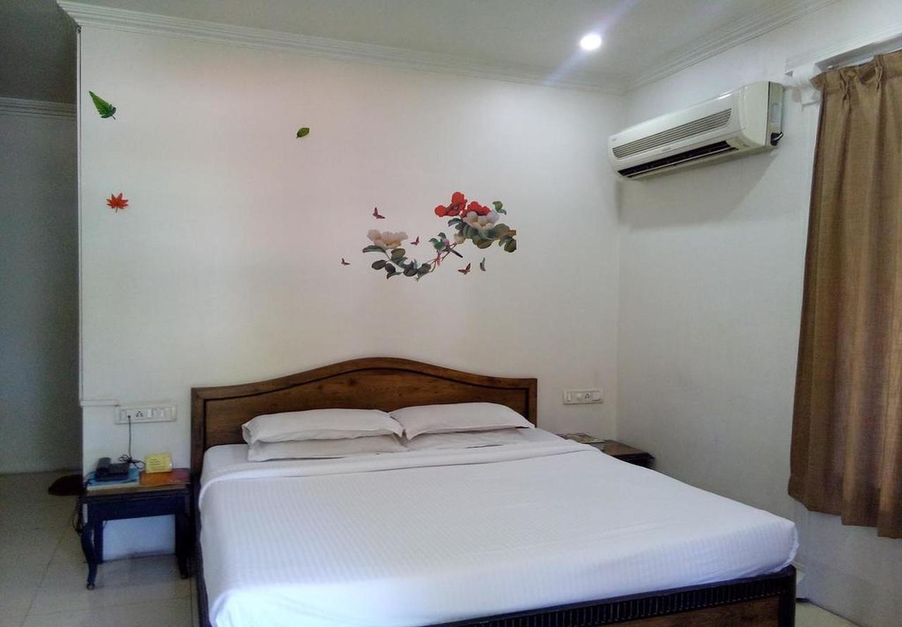 Hotel Ritz Pune Dış mekan fotoğraf